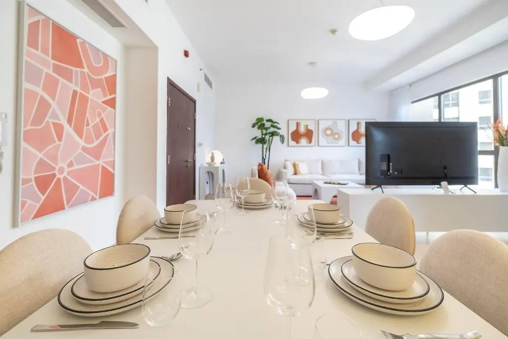 Dominant View Of Dubai Marina Apartment